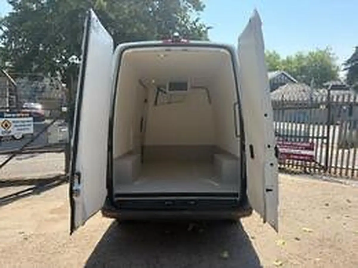 2022 Mercedes-Benz Sprinter, photo 3