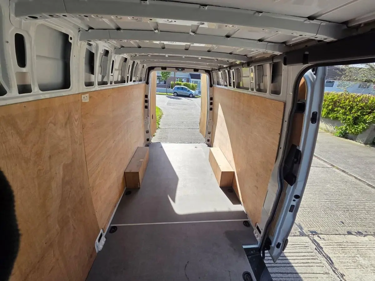 2023 Mercedes-Benz Sprinter, photo 2
