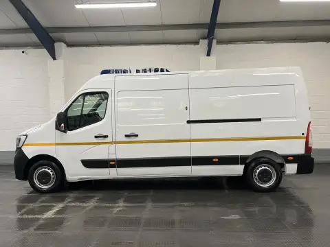 2023 Renault Master