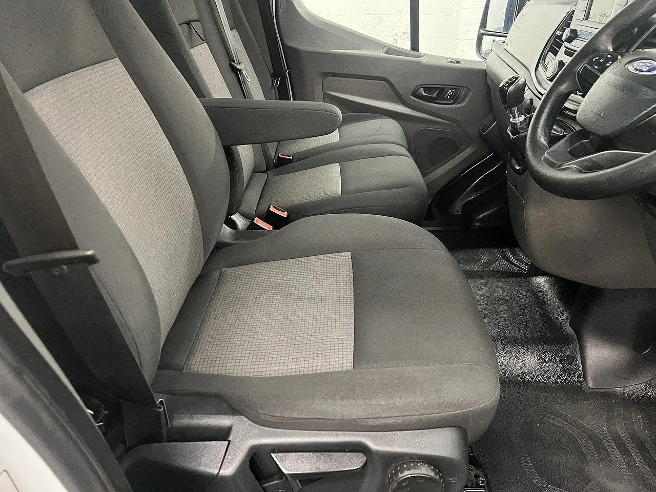 2023 Ford Transit, photo 6