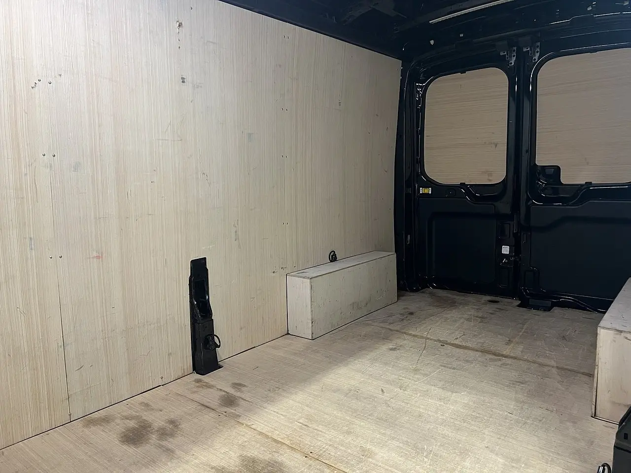 2025 Ford Transit, photo 2