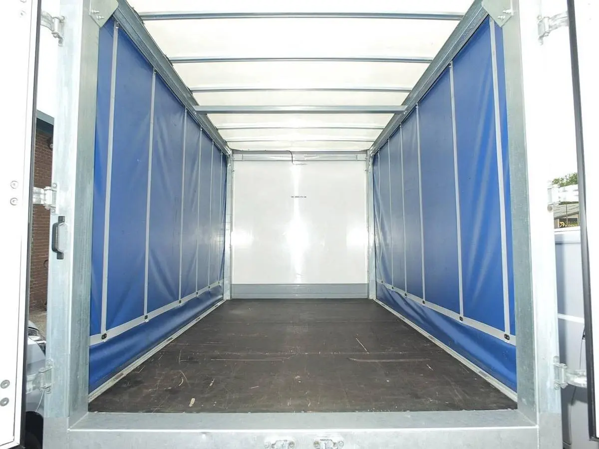 2023 Mercedes-Benz Sprinter, photo 2