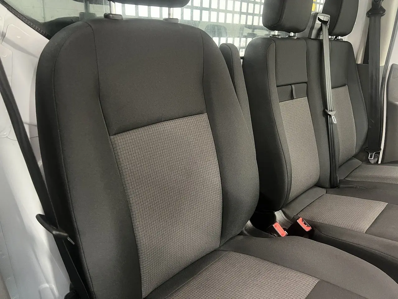 2025 Ford Transit, photo 9