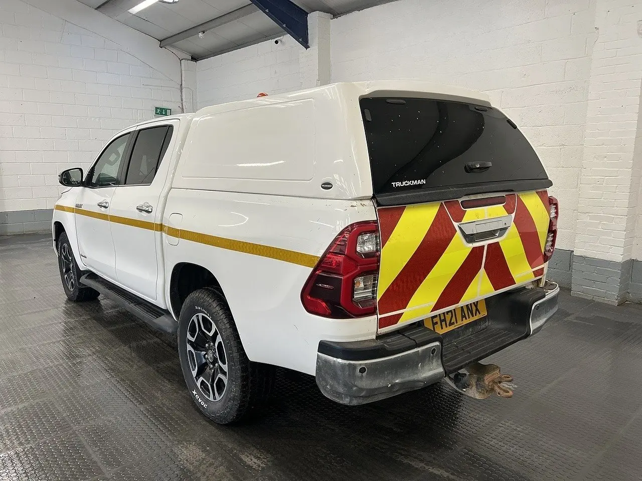 2021 Toyota Hilux, photo 2