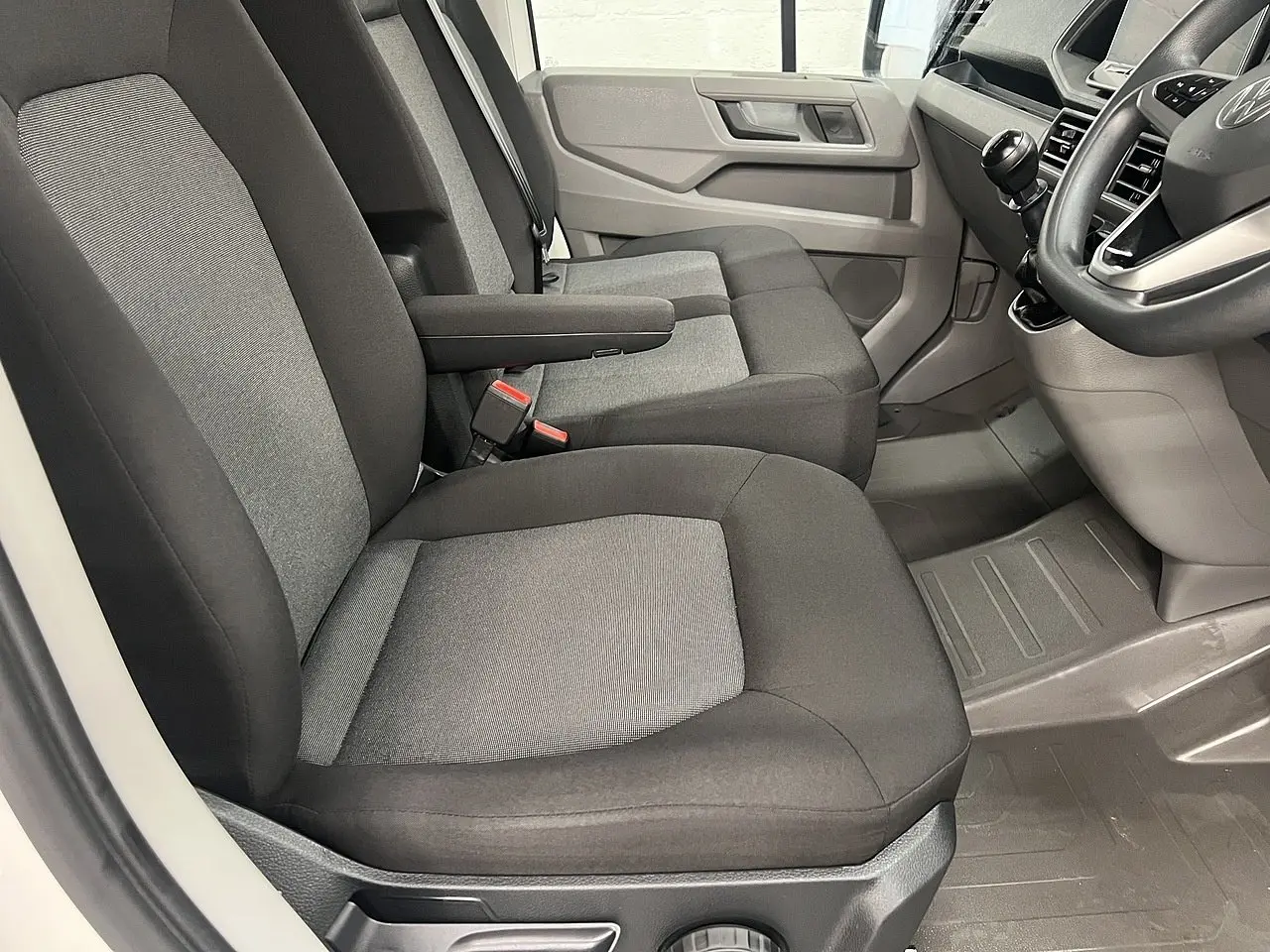 2025 Volkswagen Crafter, photo 6