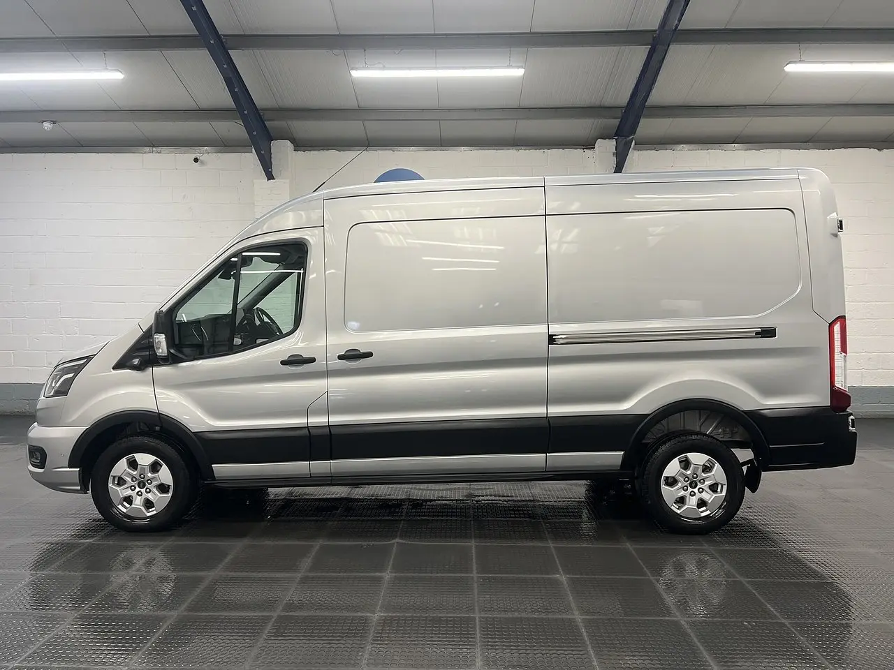 2025 Ford Transit