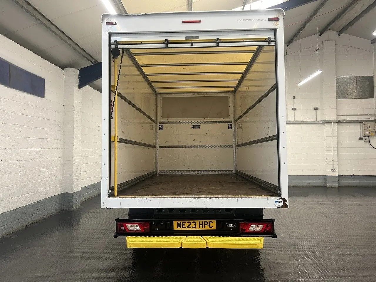2023 Ford Transit, photo 3