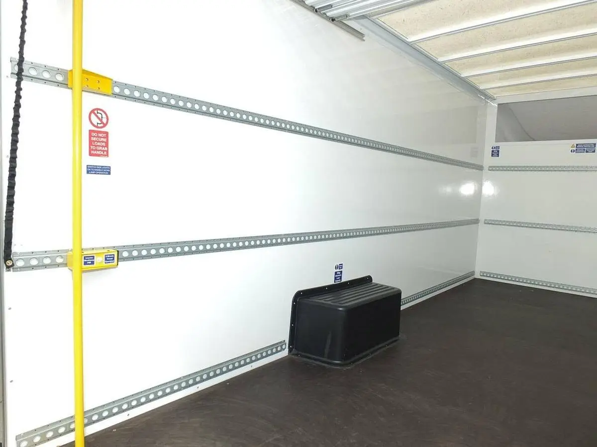 2025 Ford Transit, photo 3