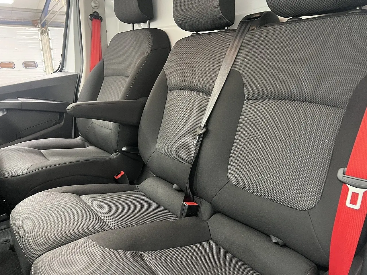 2022 Renault Trafic, photo 11