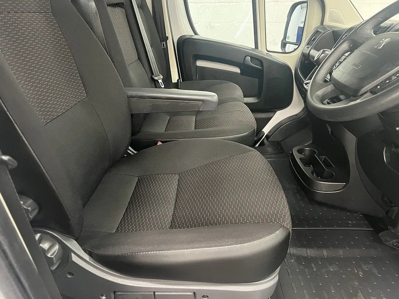 2021 Peugeot Boxer, photo 9