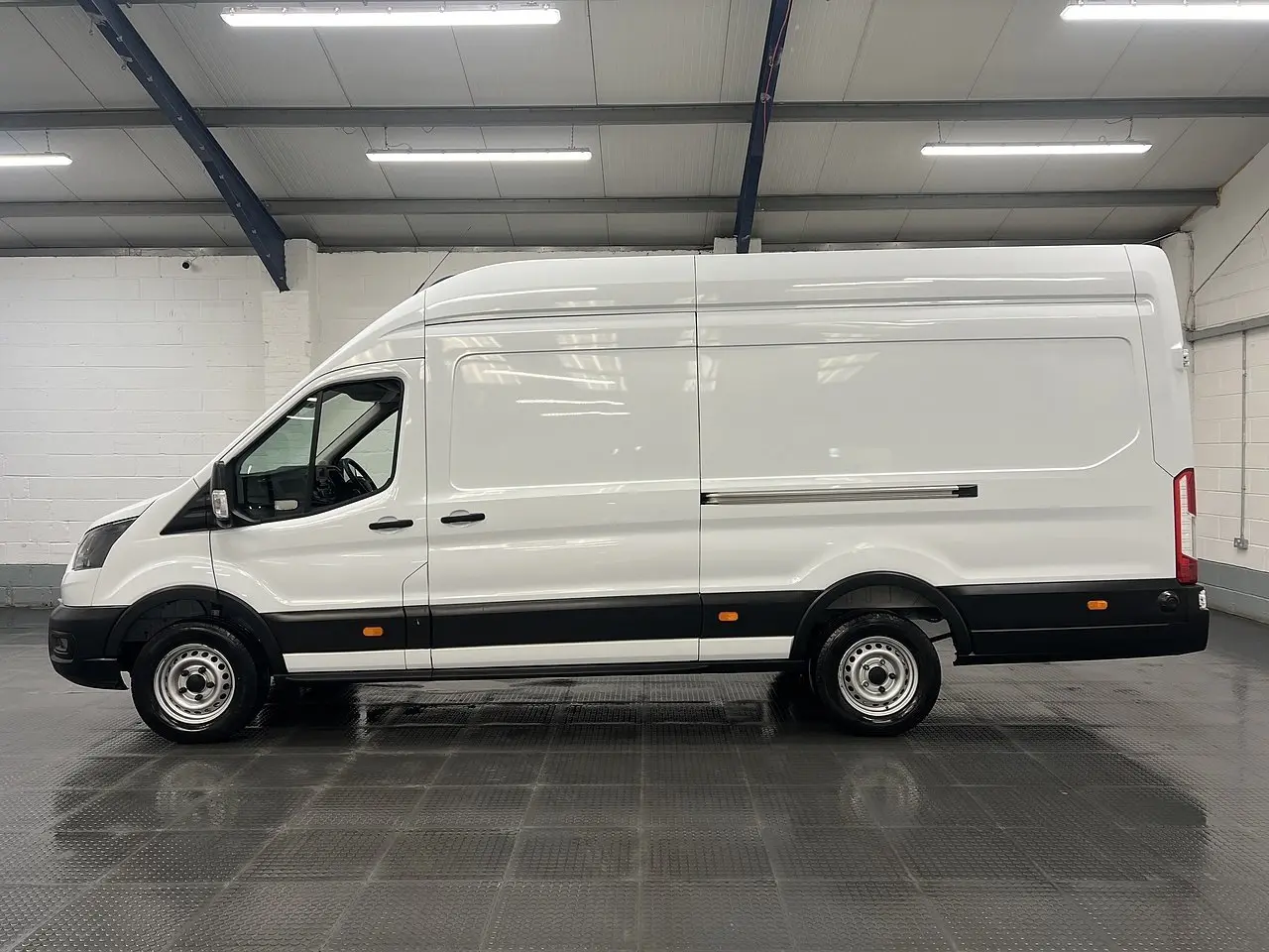 2023 Ford Transit