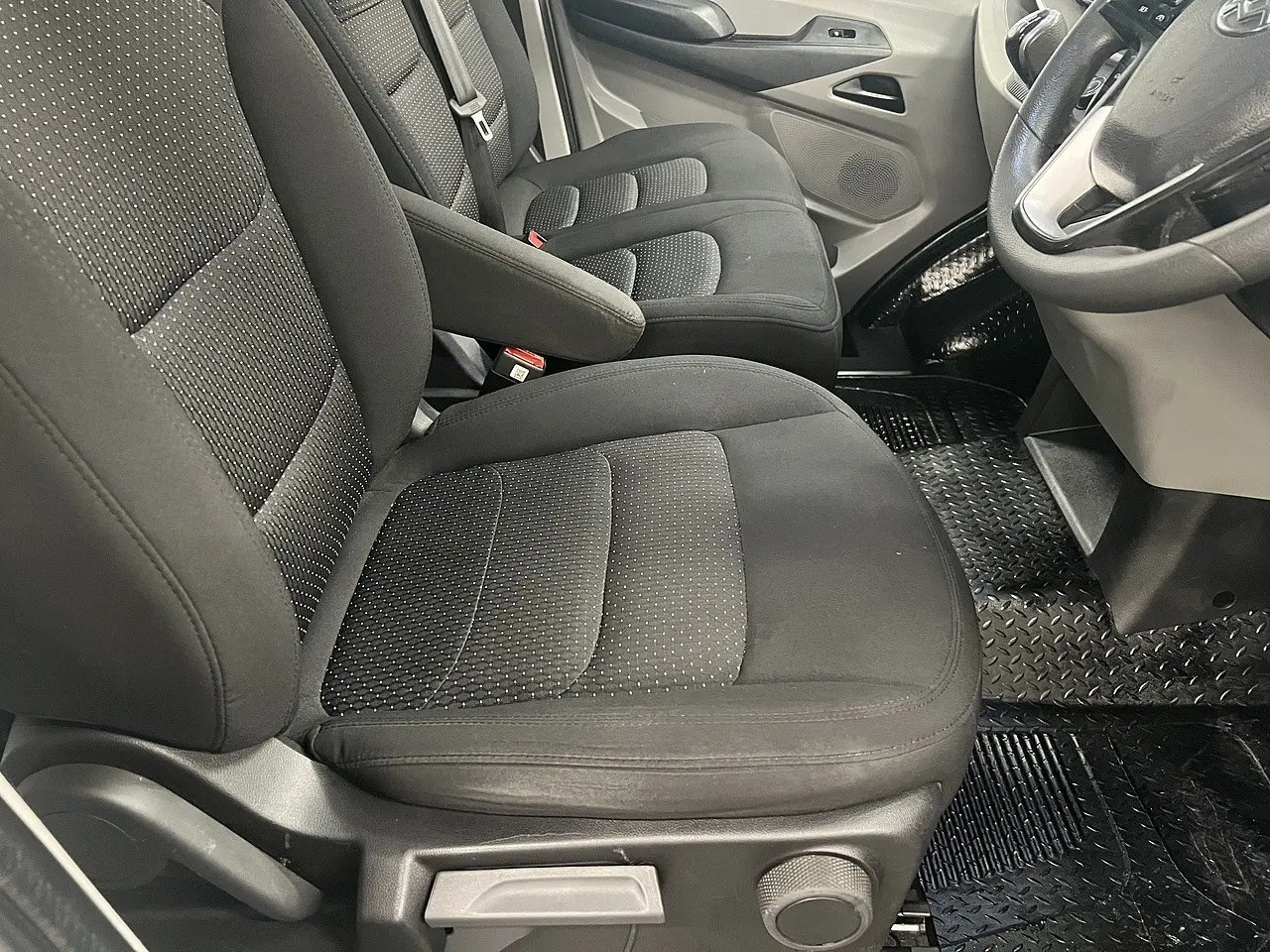 2023 Maxus Deliver 9, photo 6