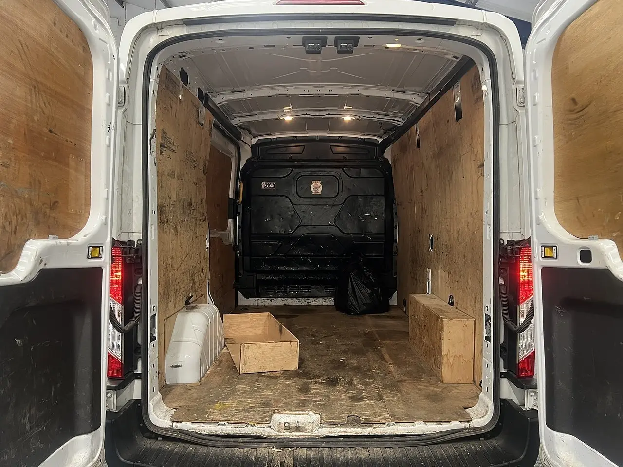 2023 Ford Transit, photo 2