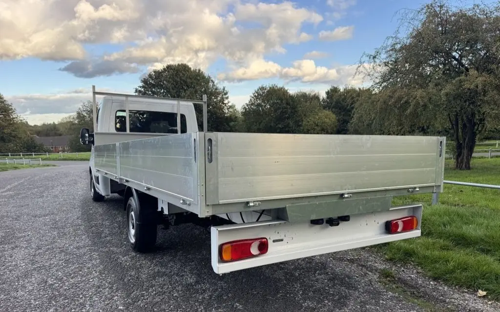 2022 Vauxhall Movano, photo 2