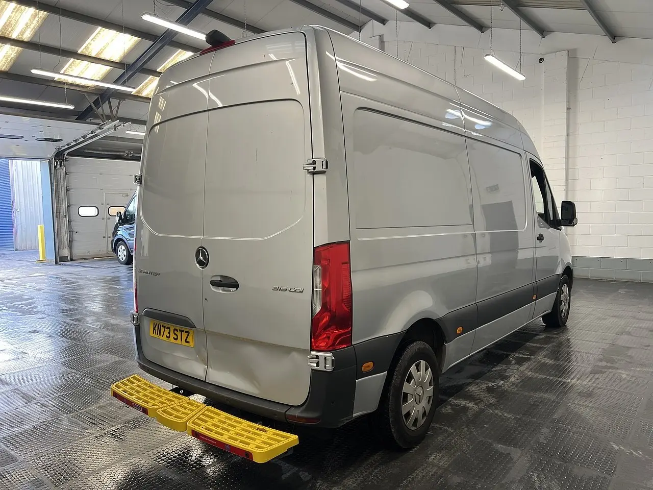 2023 Mercedes-Benz Sprinter, photo 3