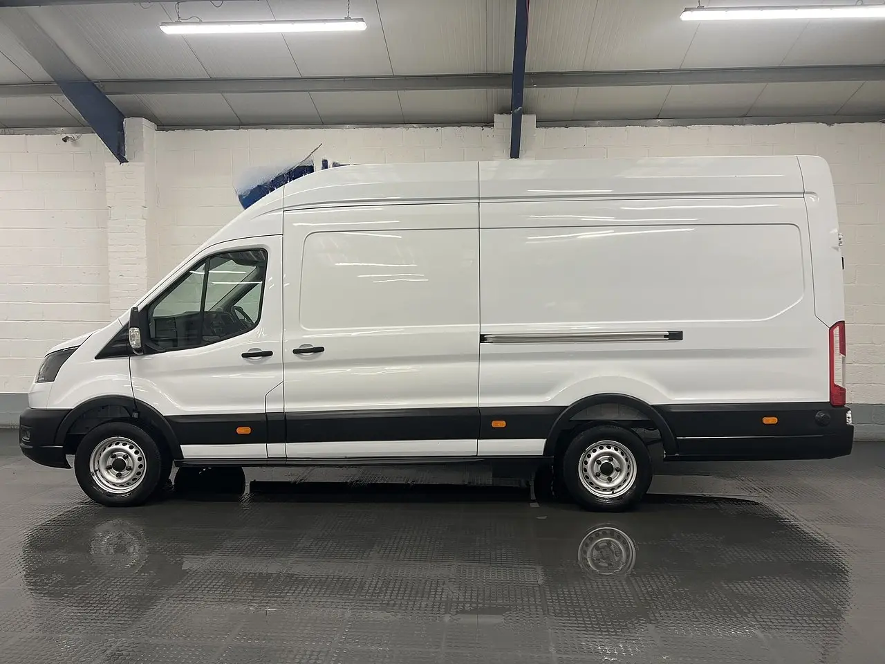 2023 Ford Transit
