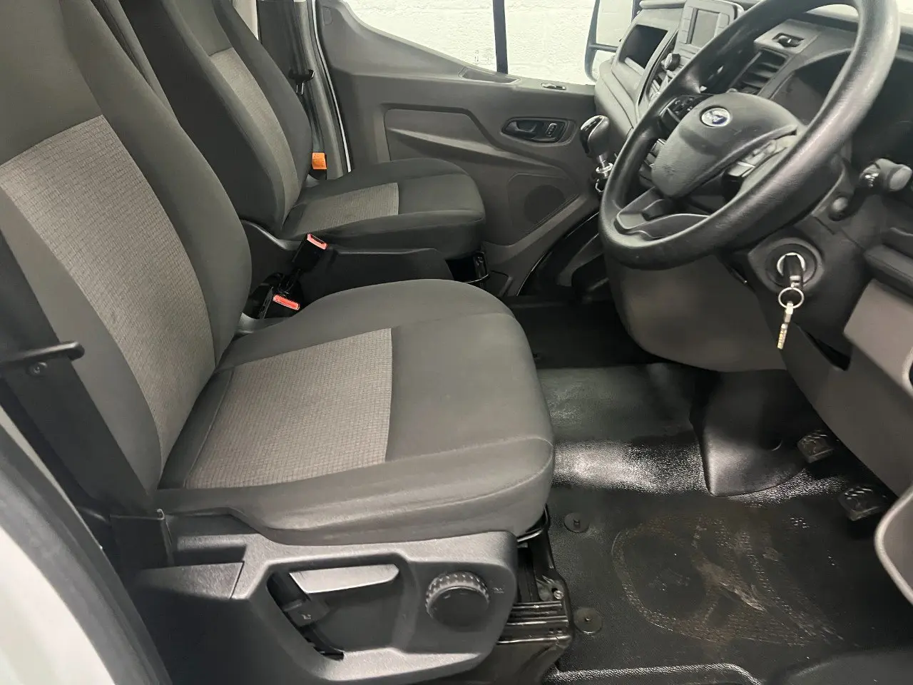 2023 Ford Transit, photo 4