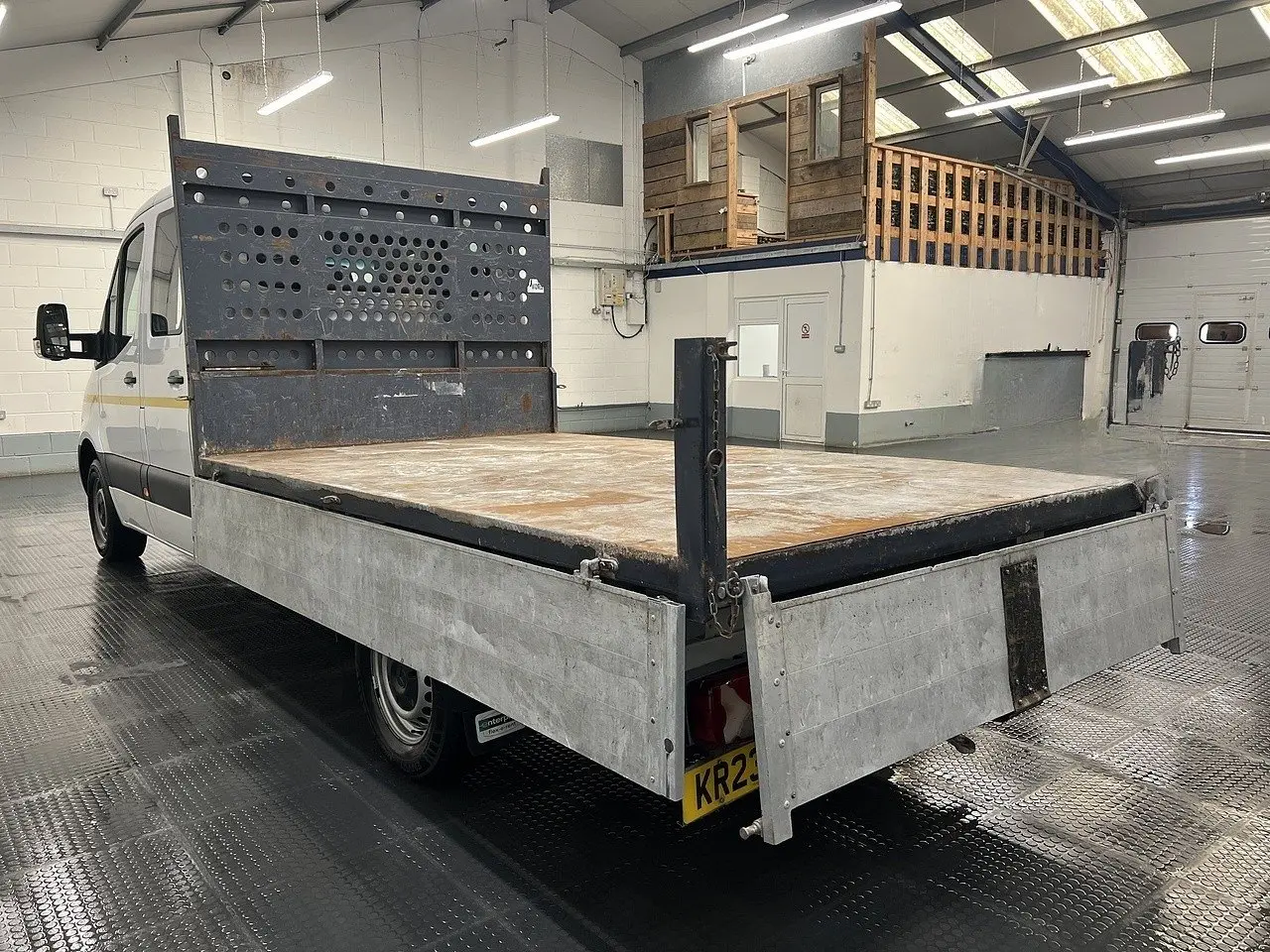 2023 Mercedes-Benz Sprinter, photo 3