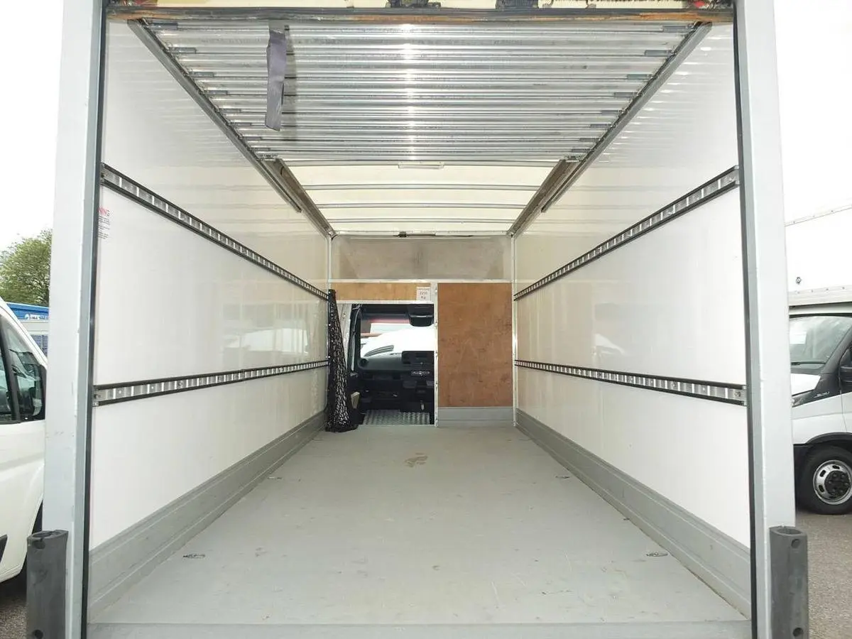 2022 Mercedes-Benz Sprinter, photo 2