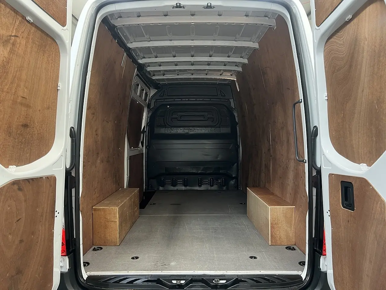 2023 Mercedes-Benz Sprinter, photo 3