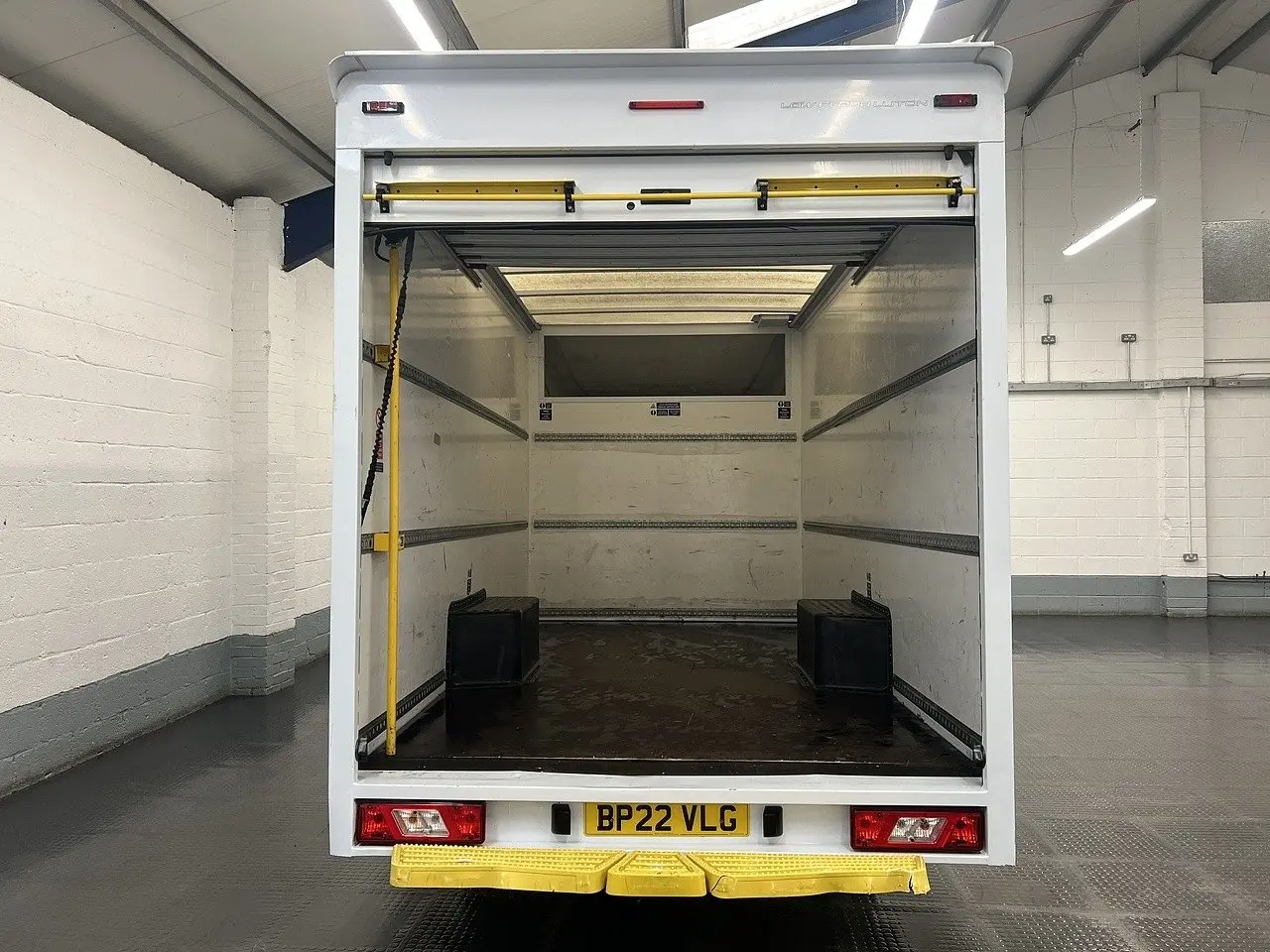 2022 Ford Transit, photo 2