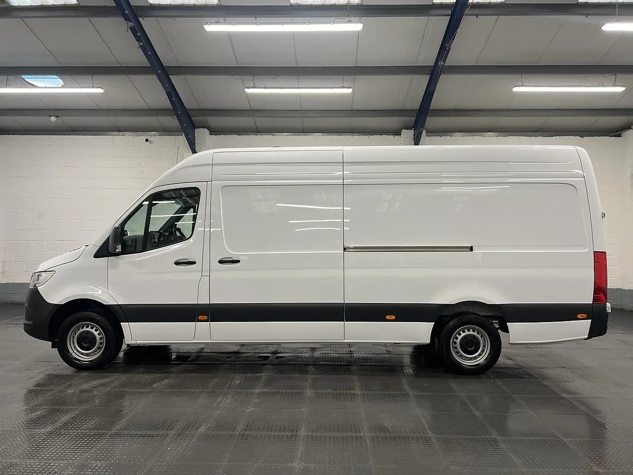 2025 Mercedes-Benz Sprinter