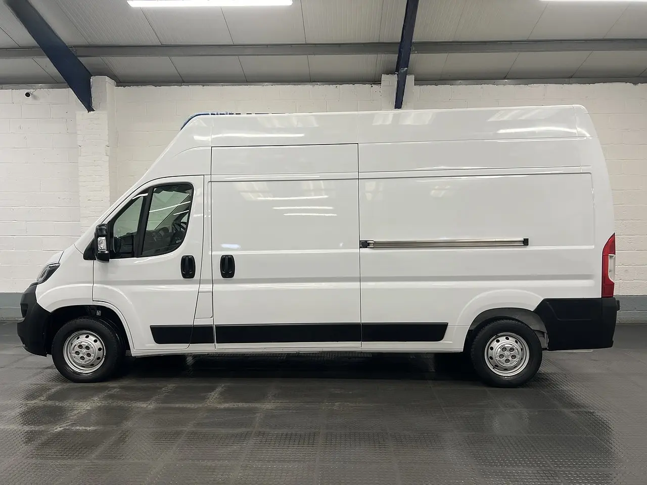 2021 Peugeot Boxer