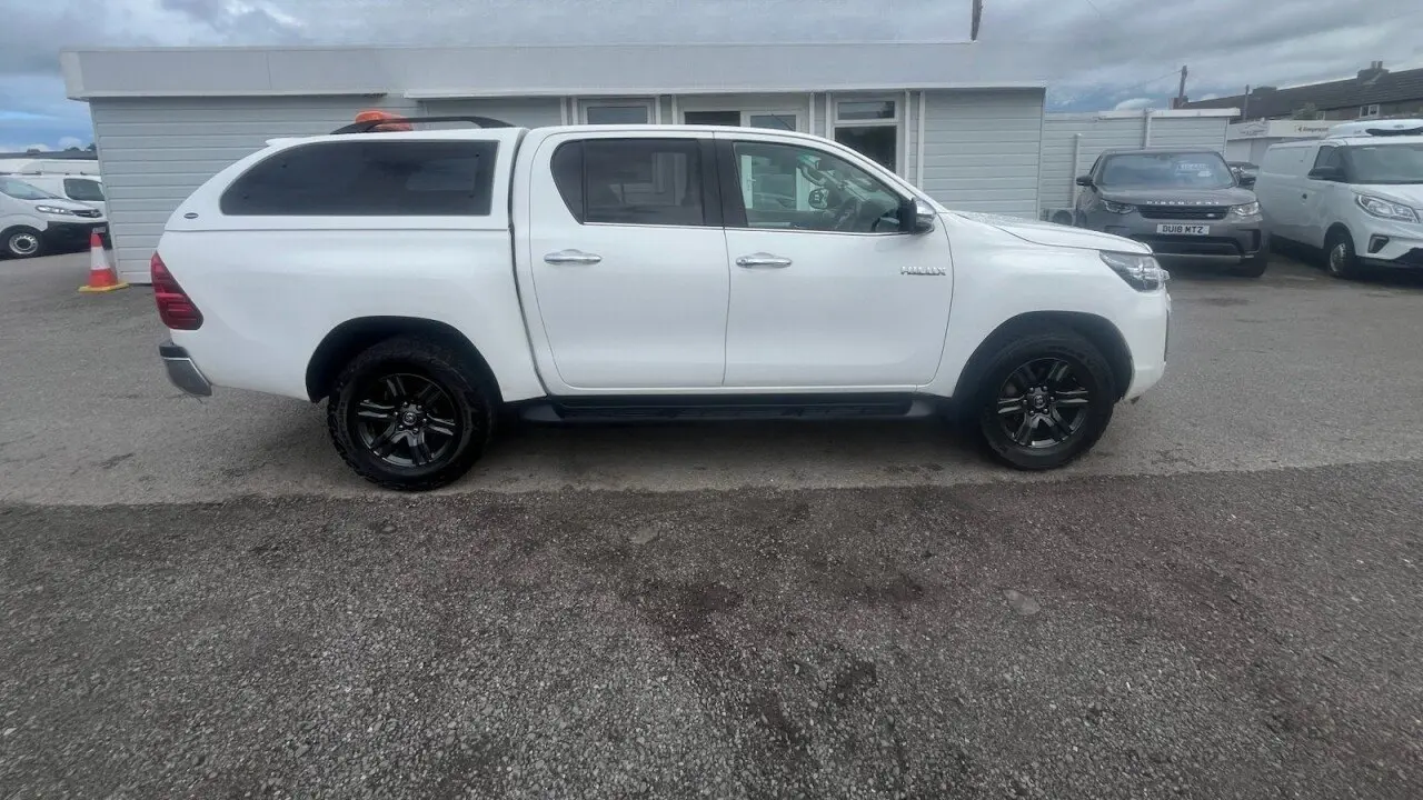 2021 Toyota Hilux