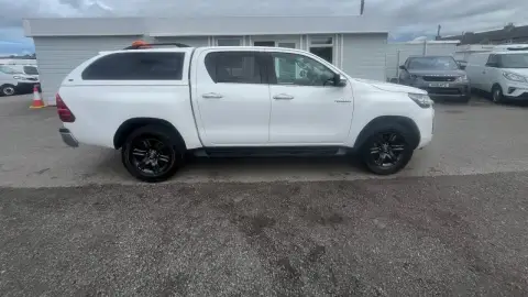 2021 Toyota Hilux