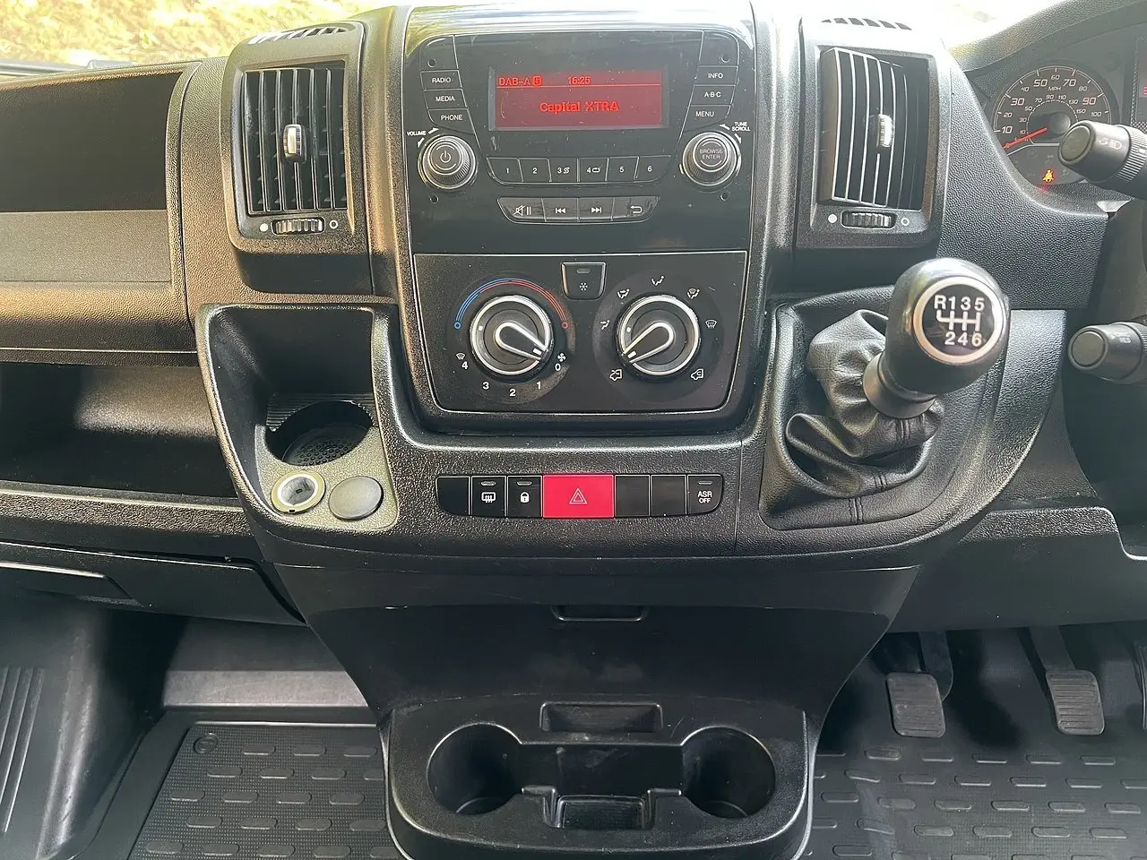 2023 Peugeot Boxer, photo 9
