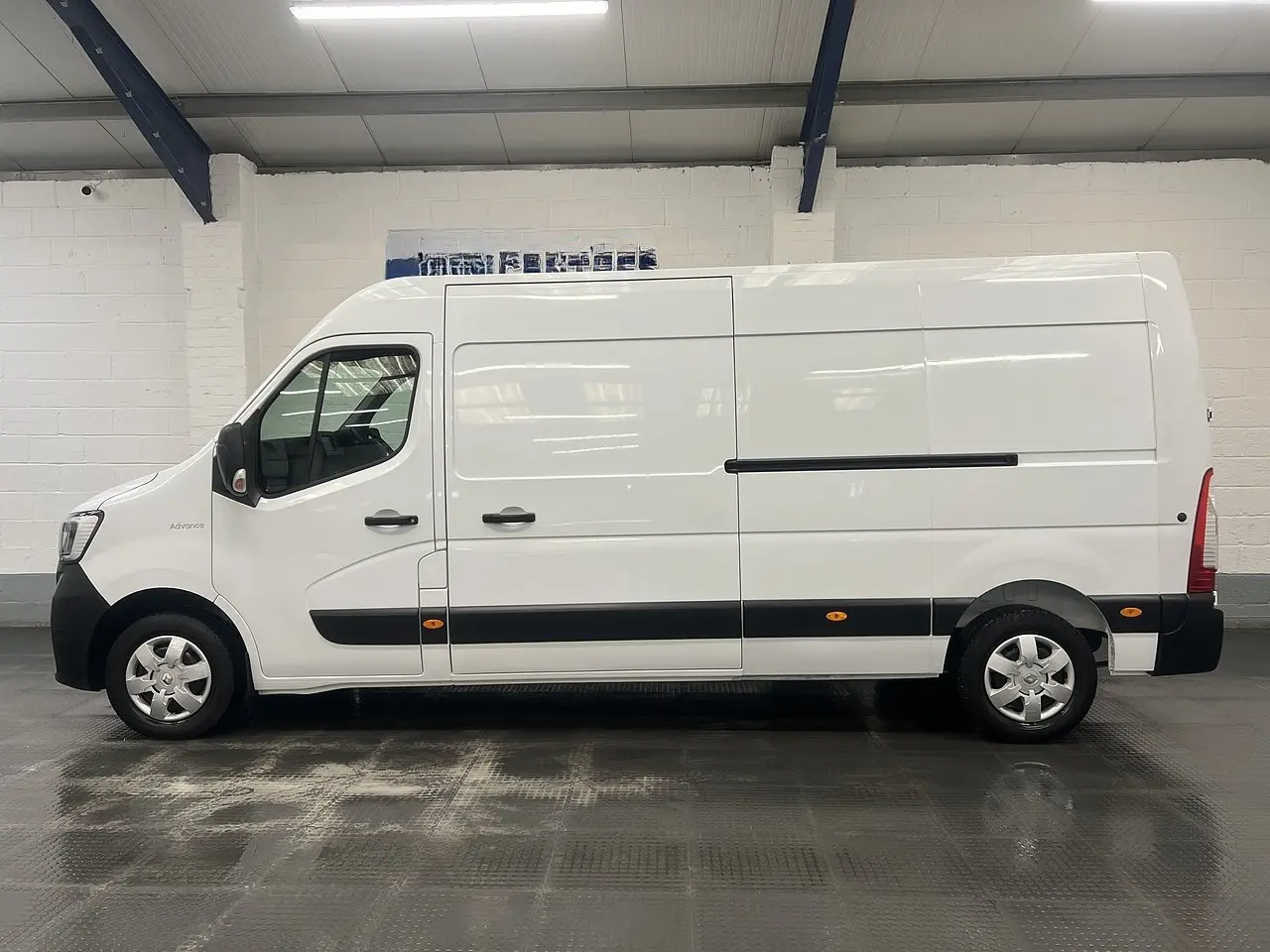 2024 Renault Master