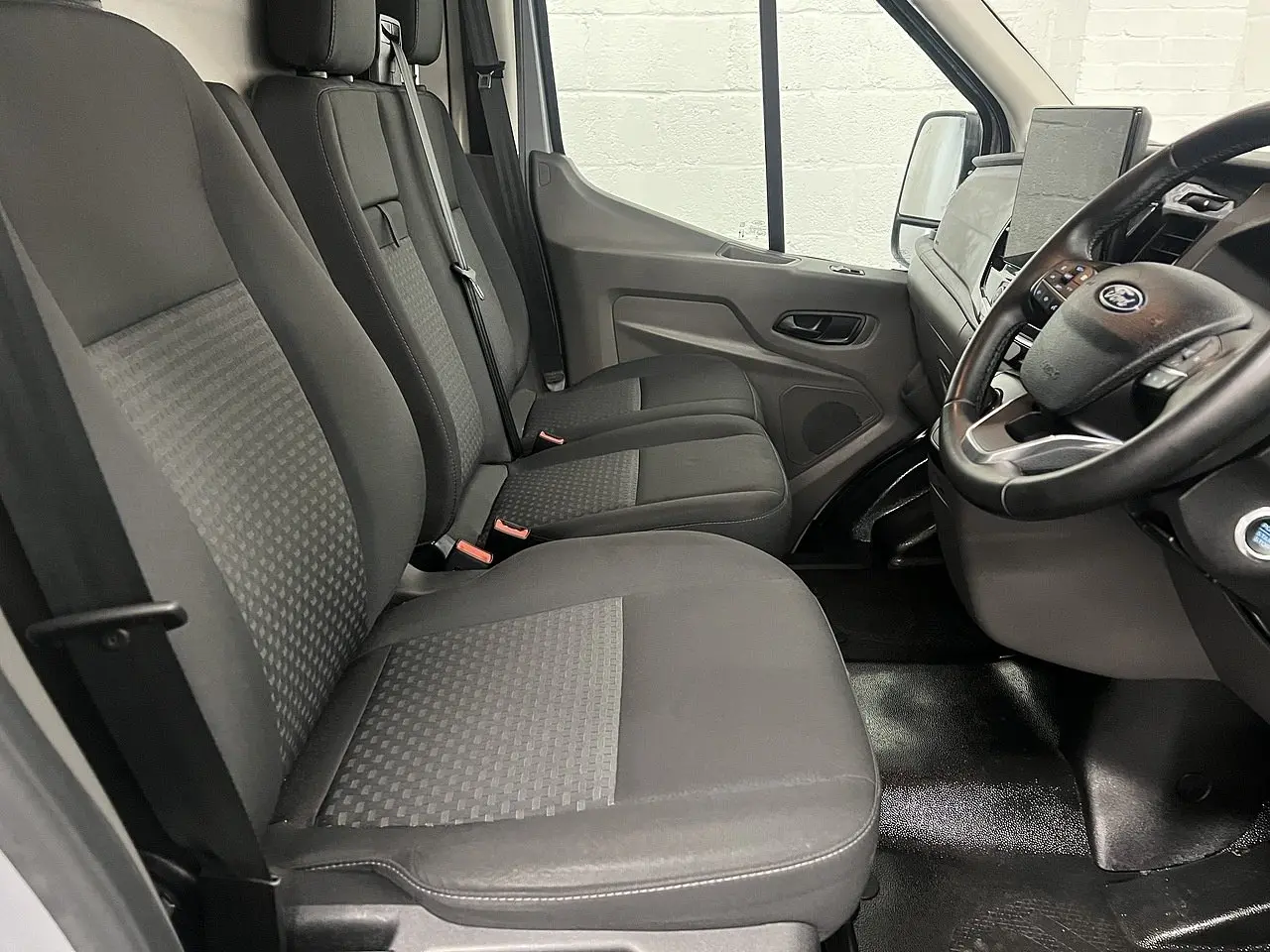 2025 Ford Transit, photo 6