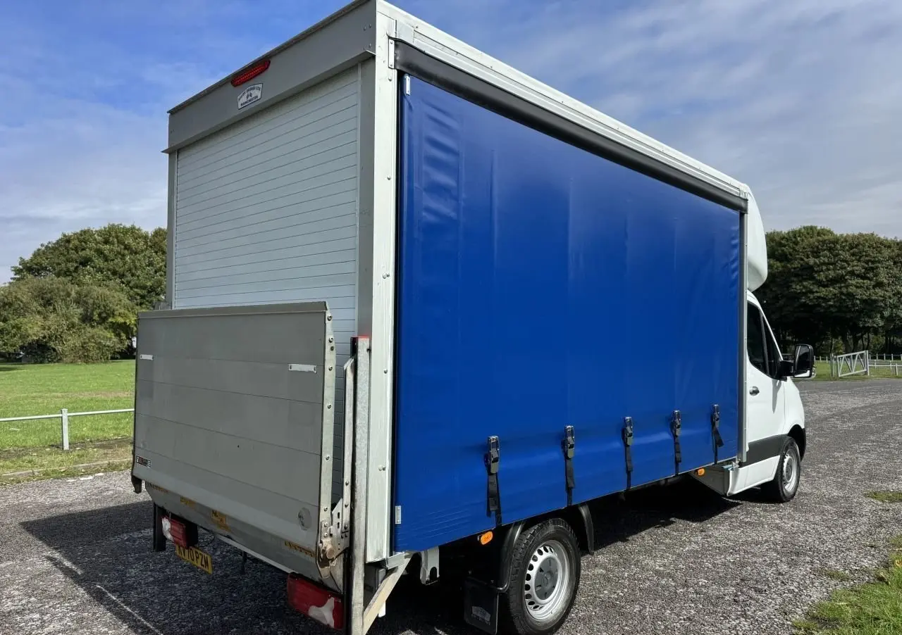 2020 Mercedes-Benz Sprinter, photo 3