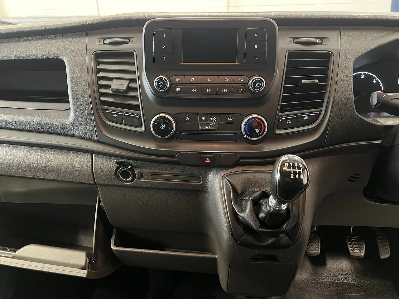 2022 Ford Transit, photo 6