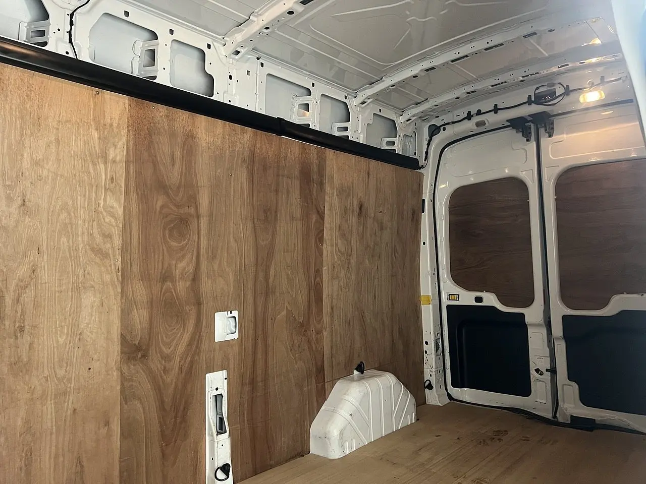 2022 Ford Transit, photo 2
