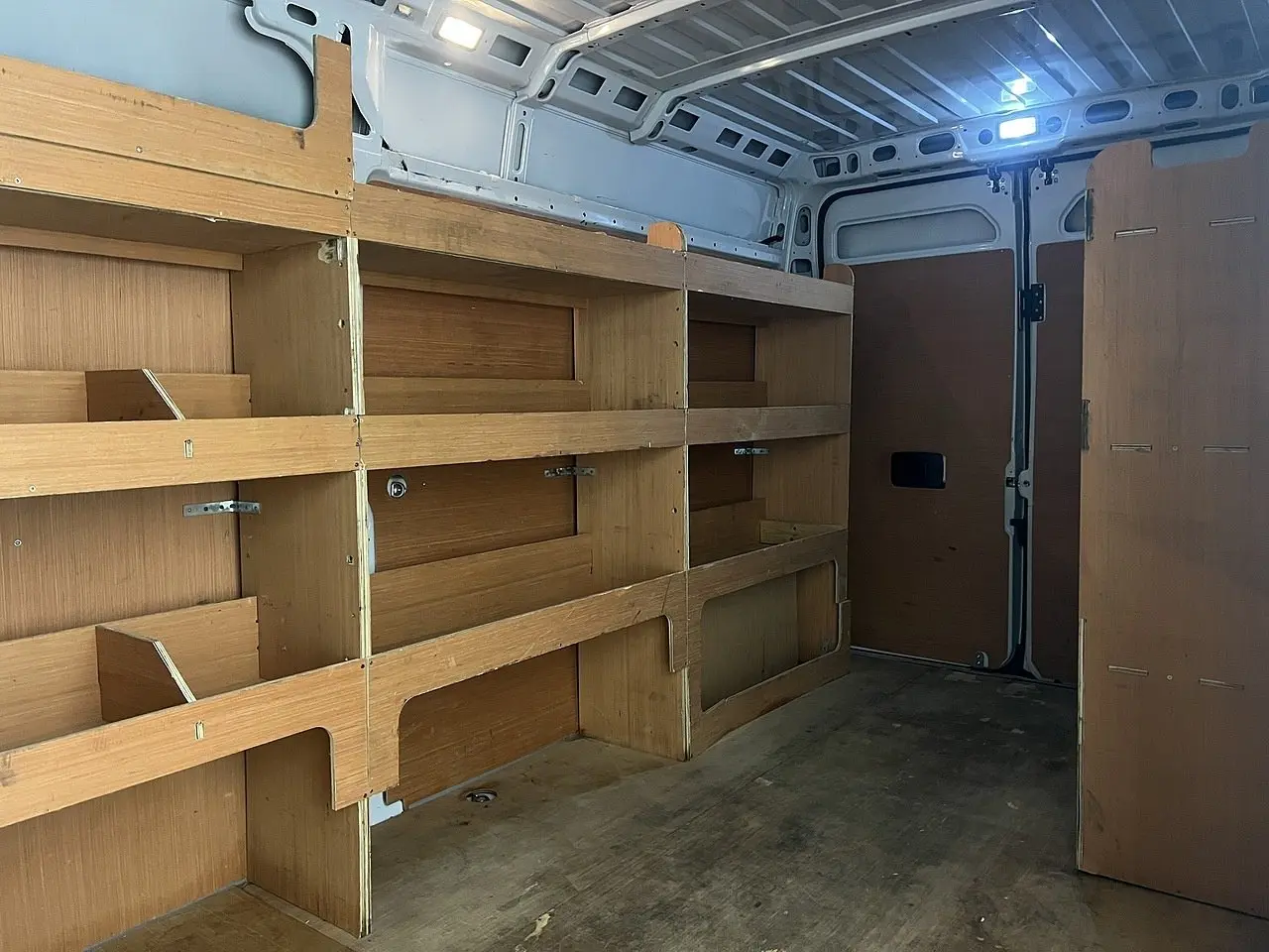 2024 Vauxhall Movano, photo 2