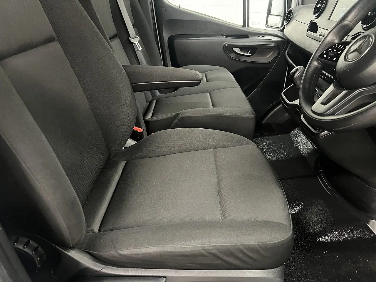 2021 Mercedes-Benz Sprinter, photo 6