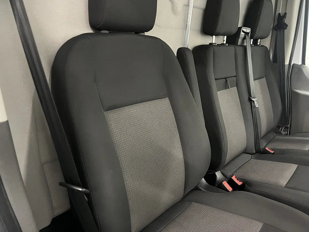 2025 Ford Transit, photo 8