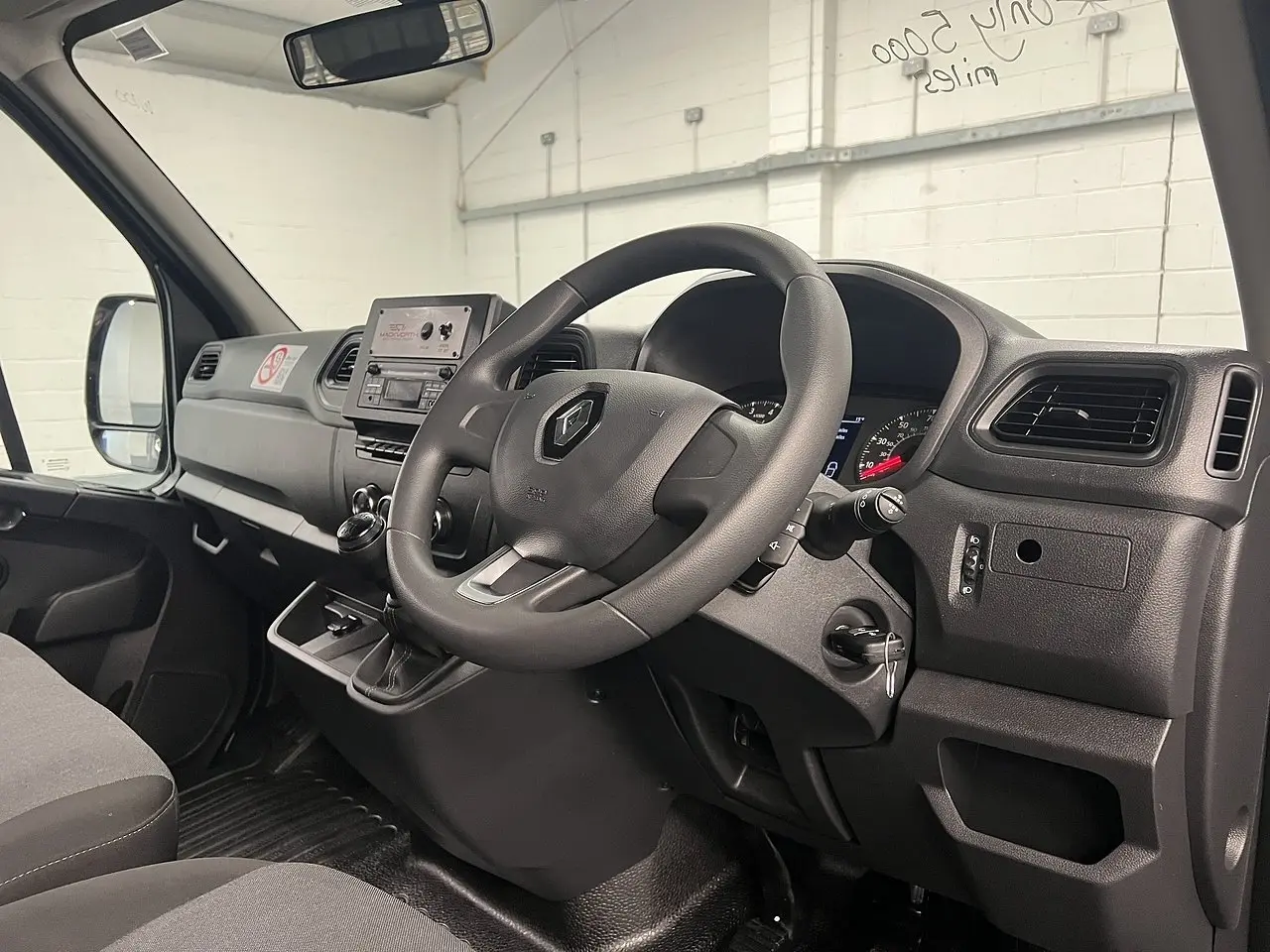 2024 Renault Master, photo 13