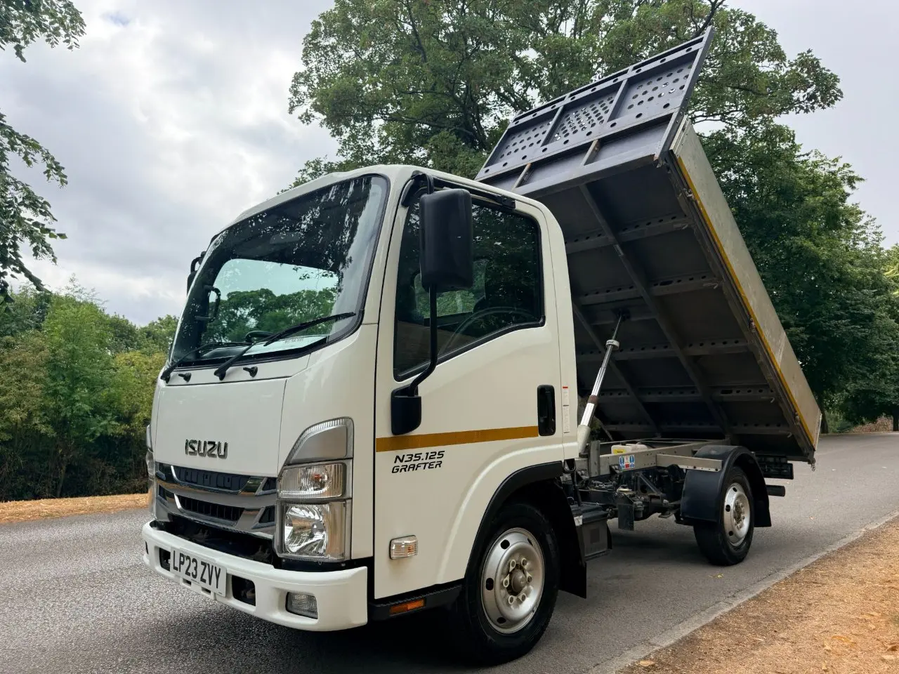 2023 Isuzu Grafter, photo 2