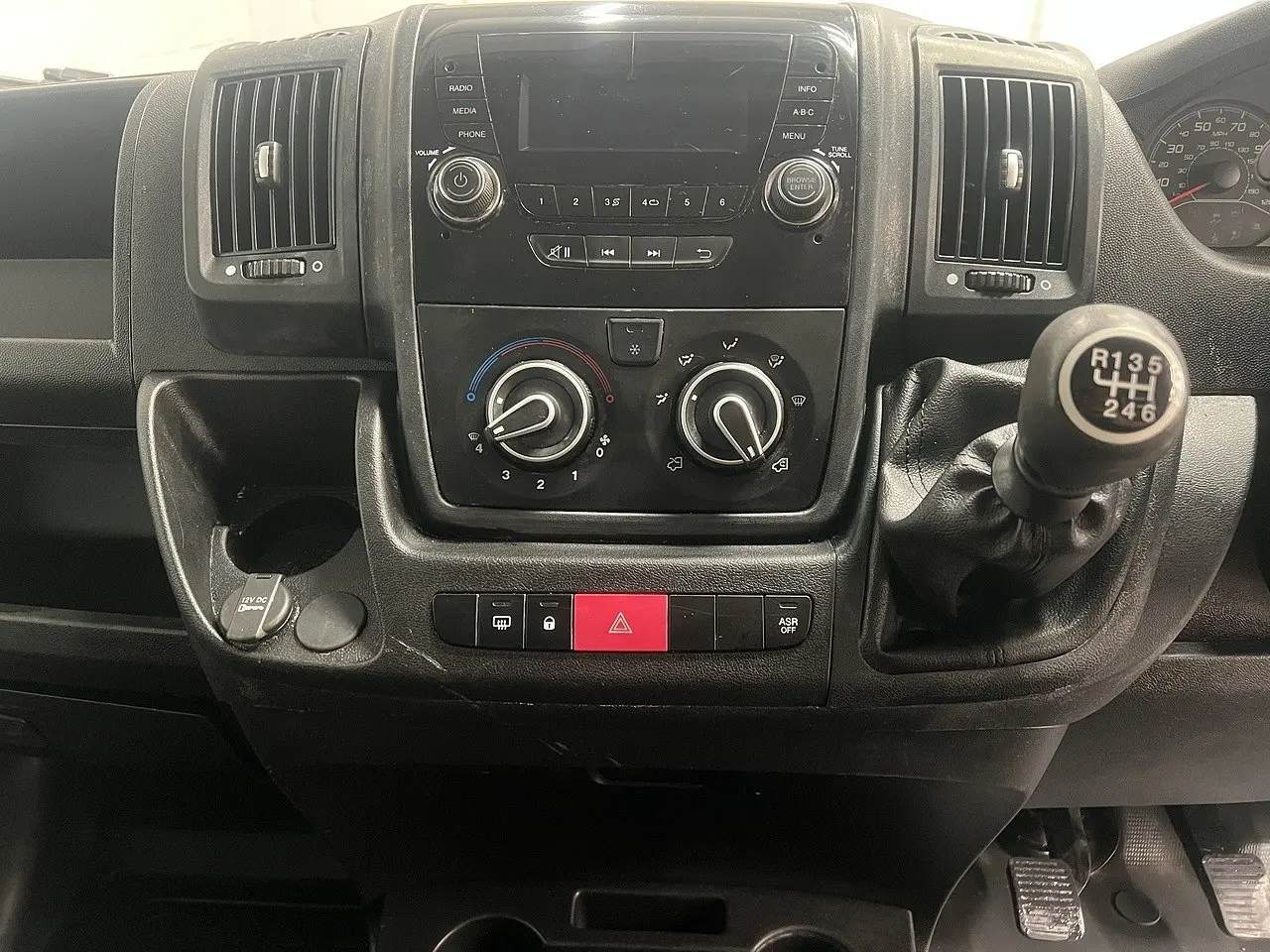 2021 Peugeot Boxer, photo 5