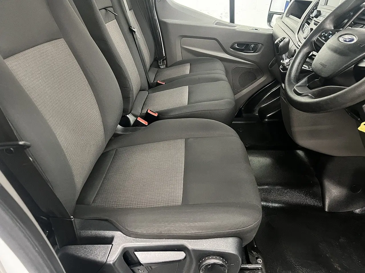 2022 Ford Transit, photo 10