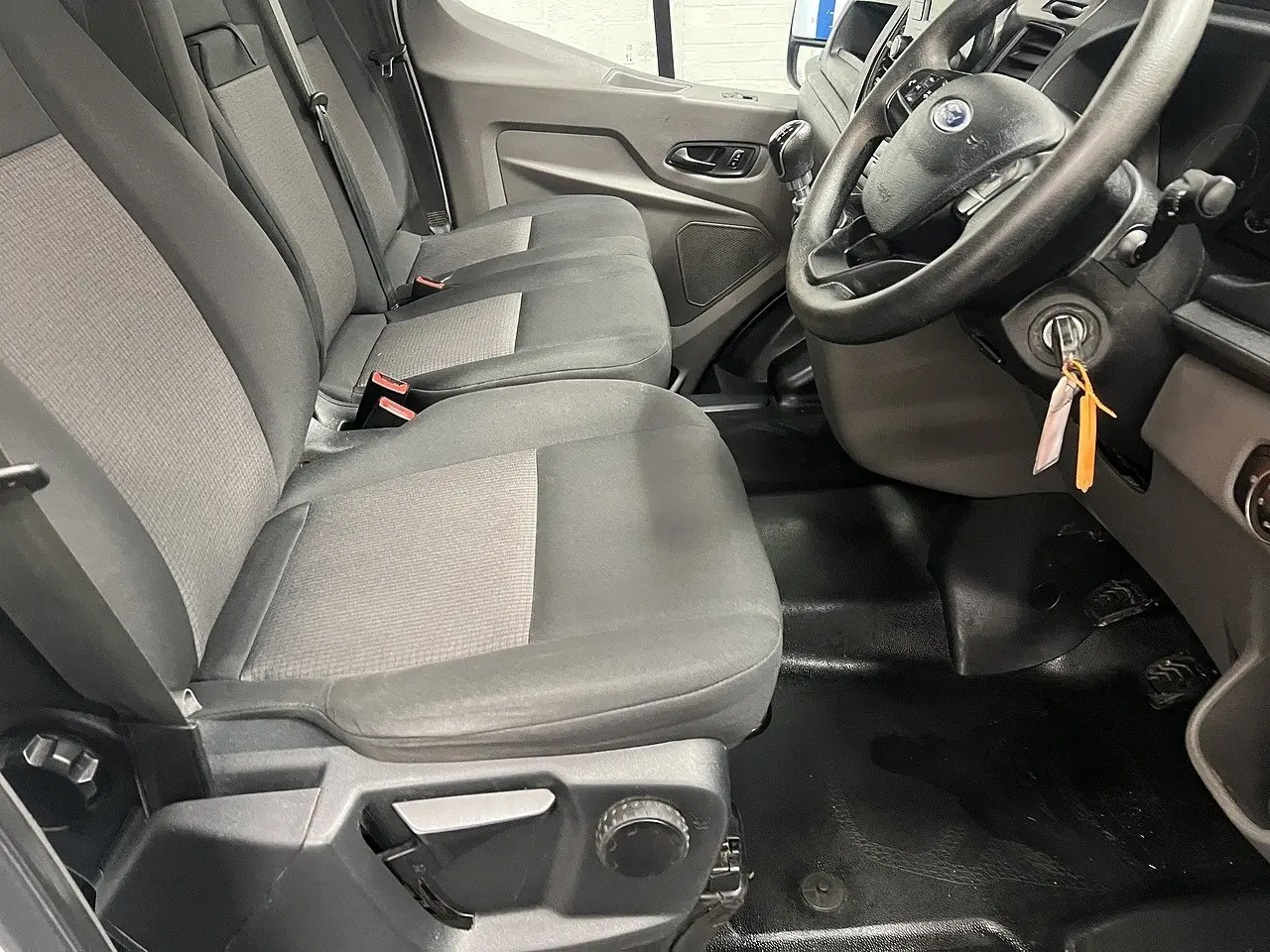 2022 Ford Transit, photo 9