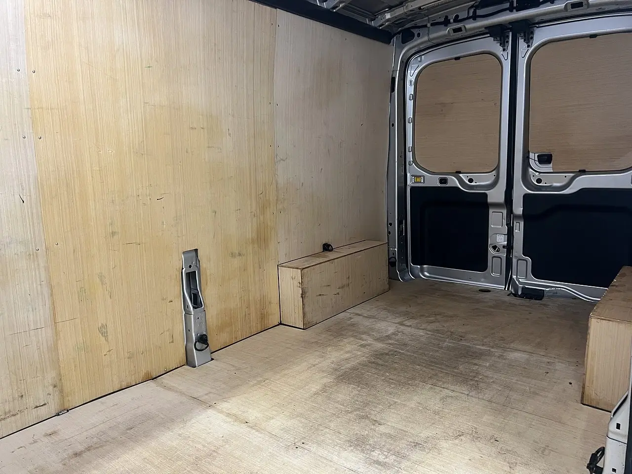 2025 Ford Transit, photo 2