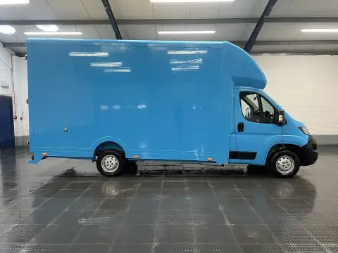 2022 Peugeot Boxer