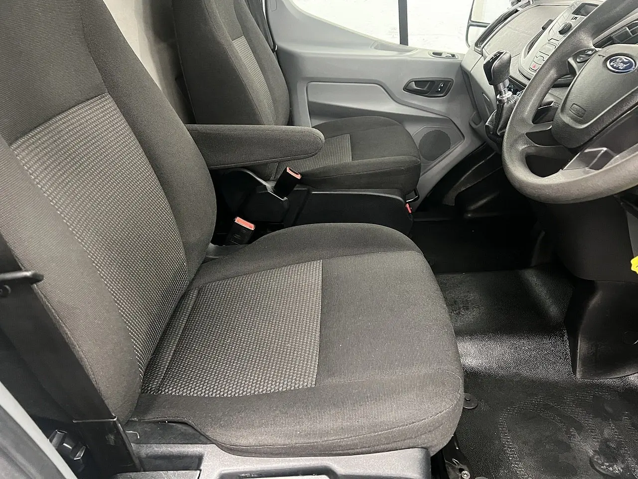 2019 Ford Transit, photo 6