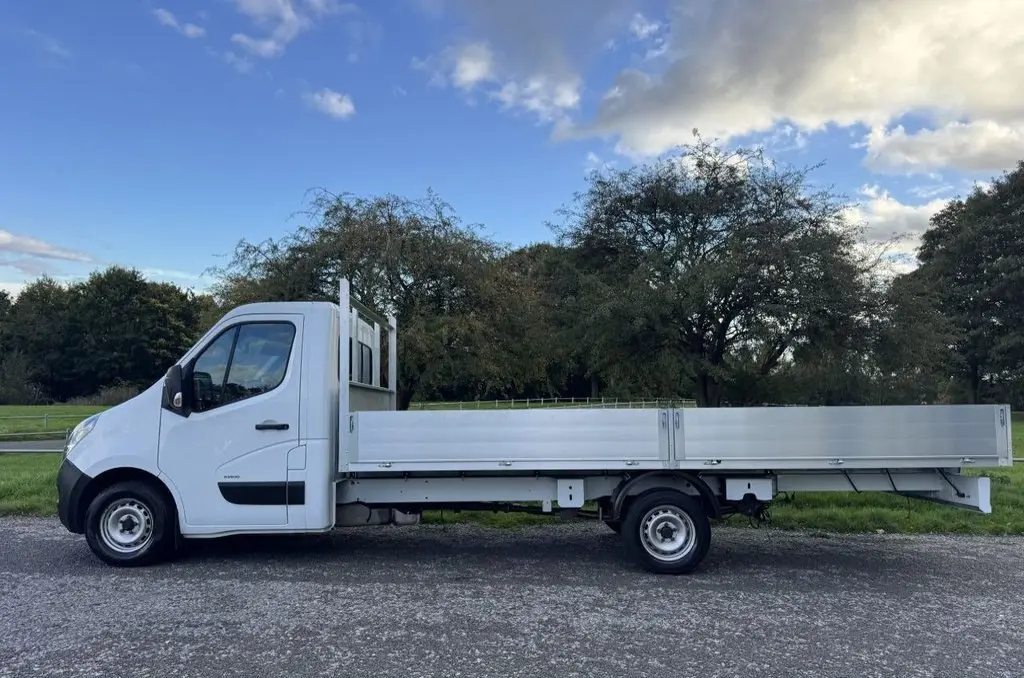 2022 Vauxhall Movano