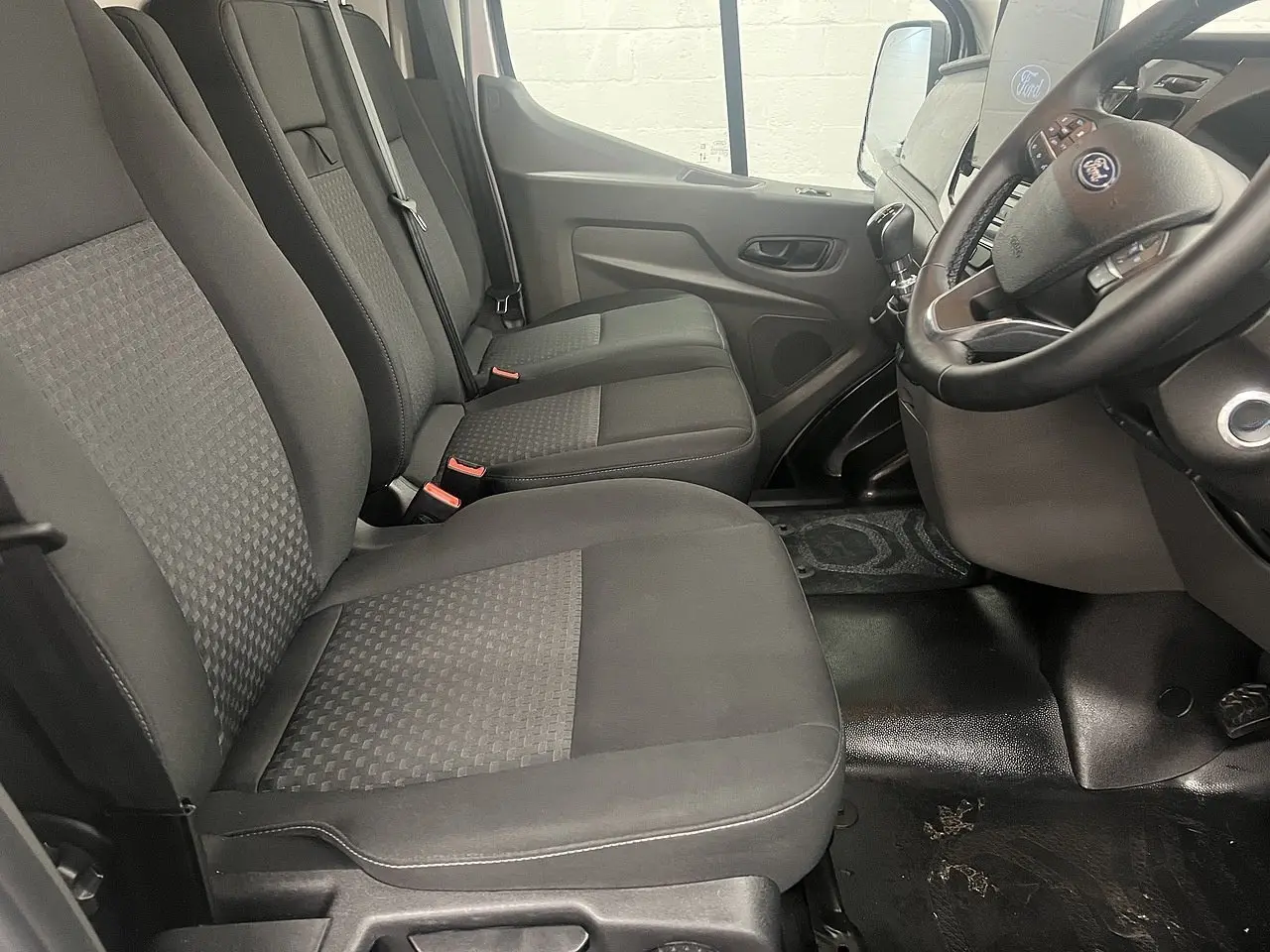 2025 Ford Transit, photo 6
