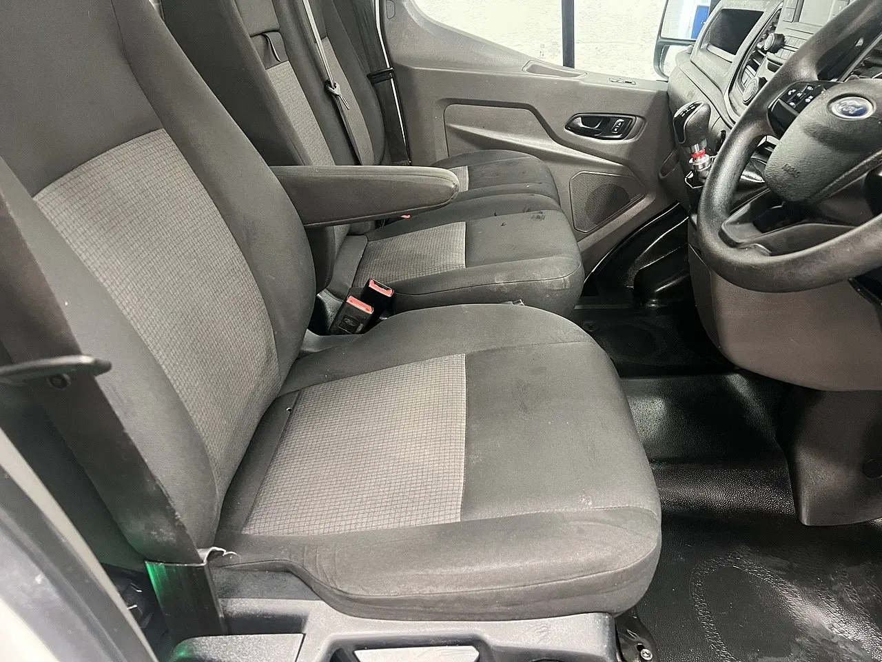2022 Ford Transit, photo 9