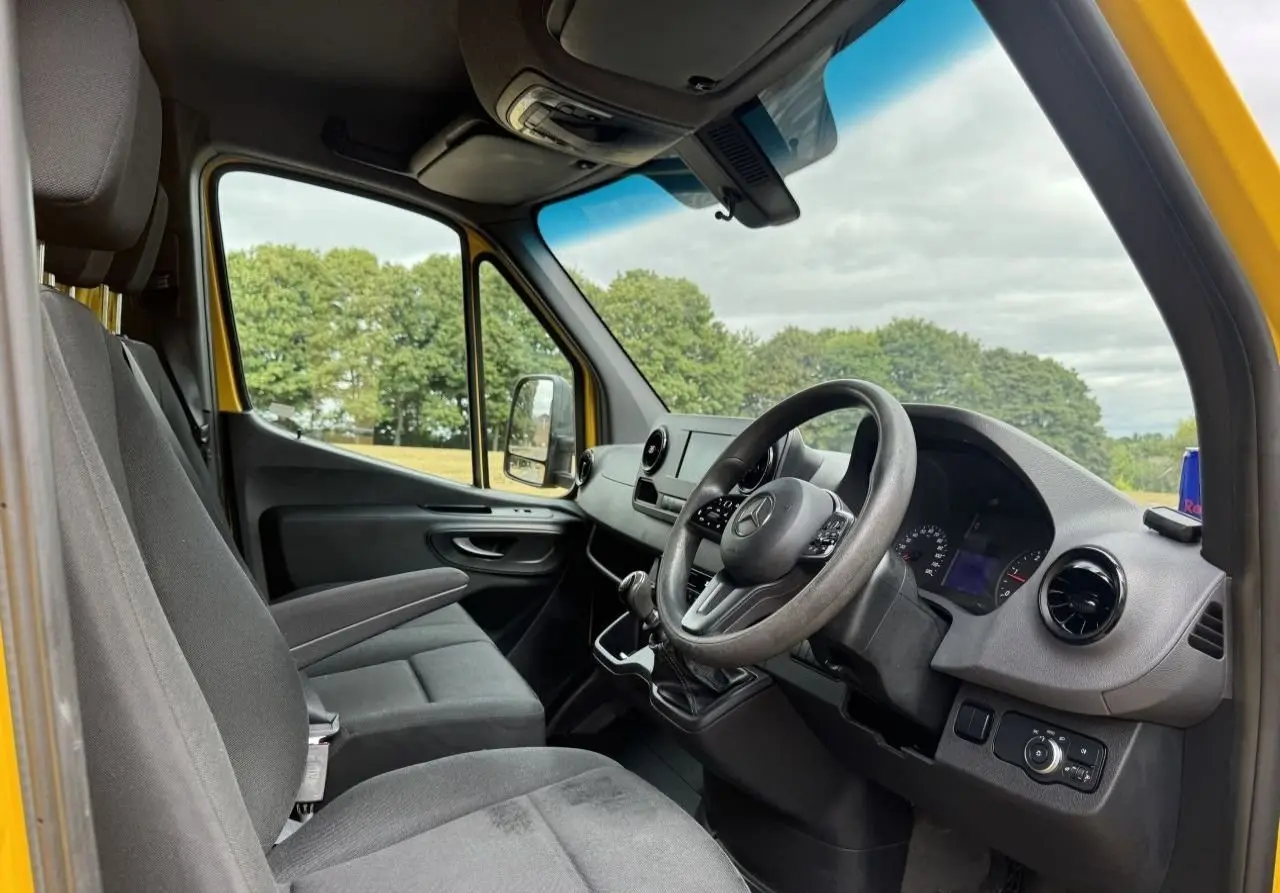2020 Mercedes-Benz Sprinter, photo 8